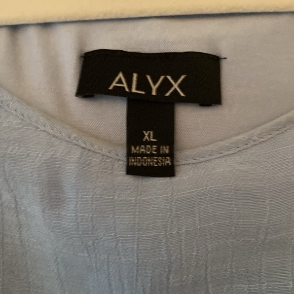 Beautiful baby blue top size XL. $9 - Picture 2 of 4